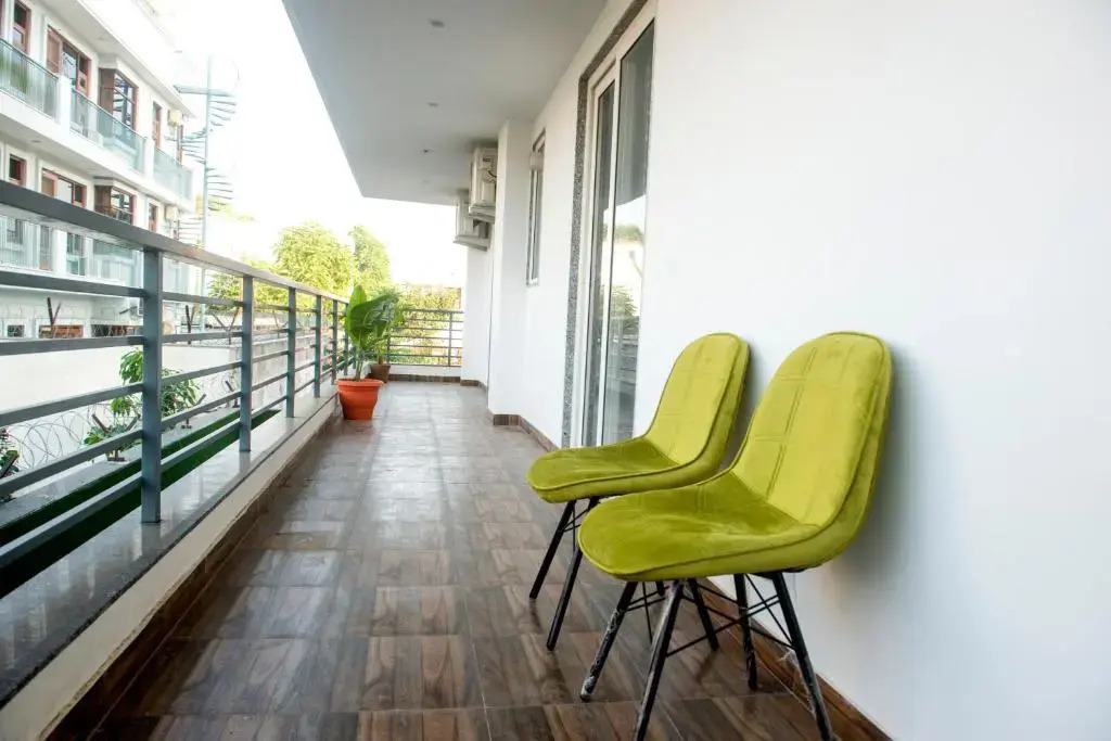 Posh Residency