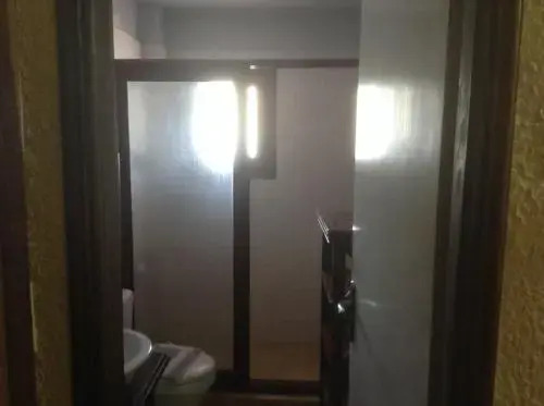 Akrotiri B&B