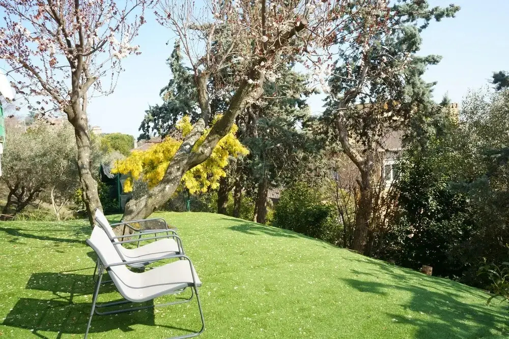 Loft With Private Garden, Close to Shops, Italy