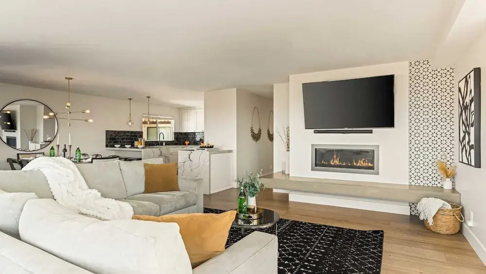 Rooftop w/ Hot Tub, Ocean Views 259 Trailhead Trestles 1 by Avantstay