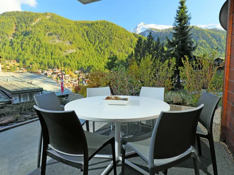 Apartment Bodmen A by Interhome