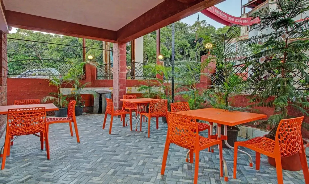 Treebo Trend Hotel Green Woods