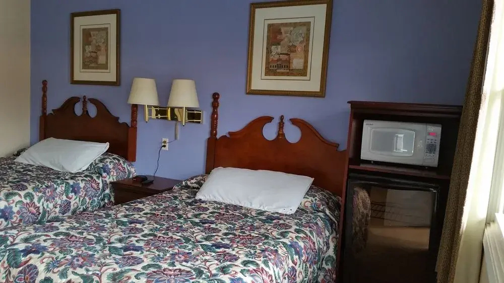 Spillway Motel