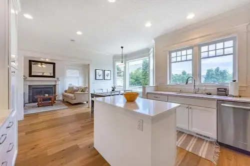 Lincoln River Mt View 4Br 3.5Ba