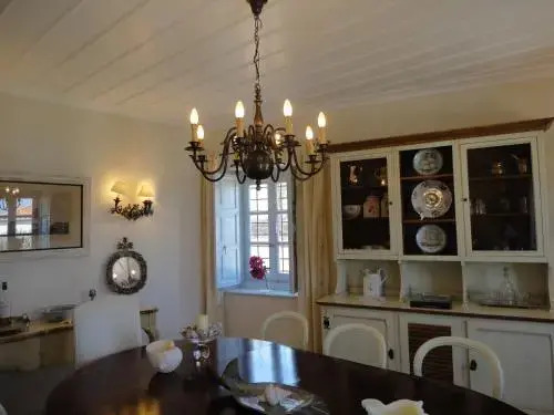 House Aquata