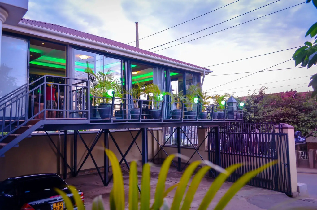 Dana Hotel