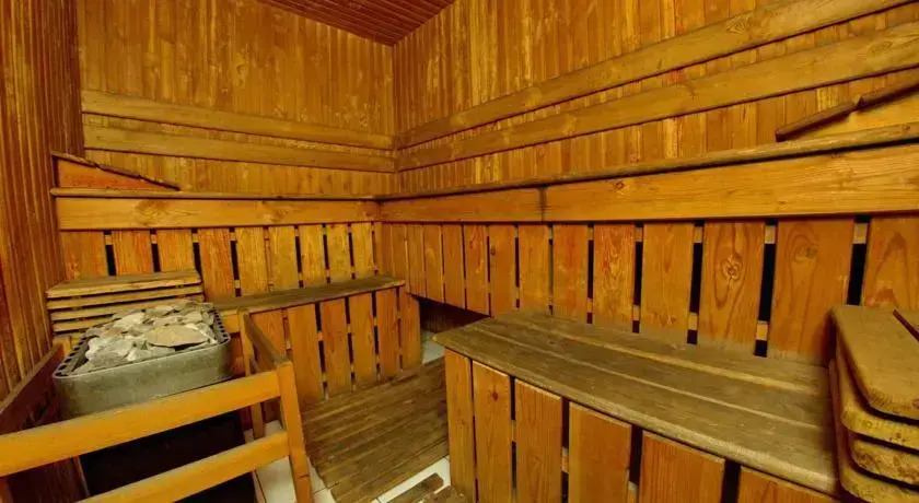 Silk Road Lodge