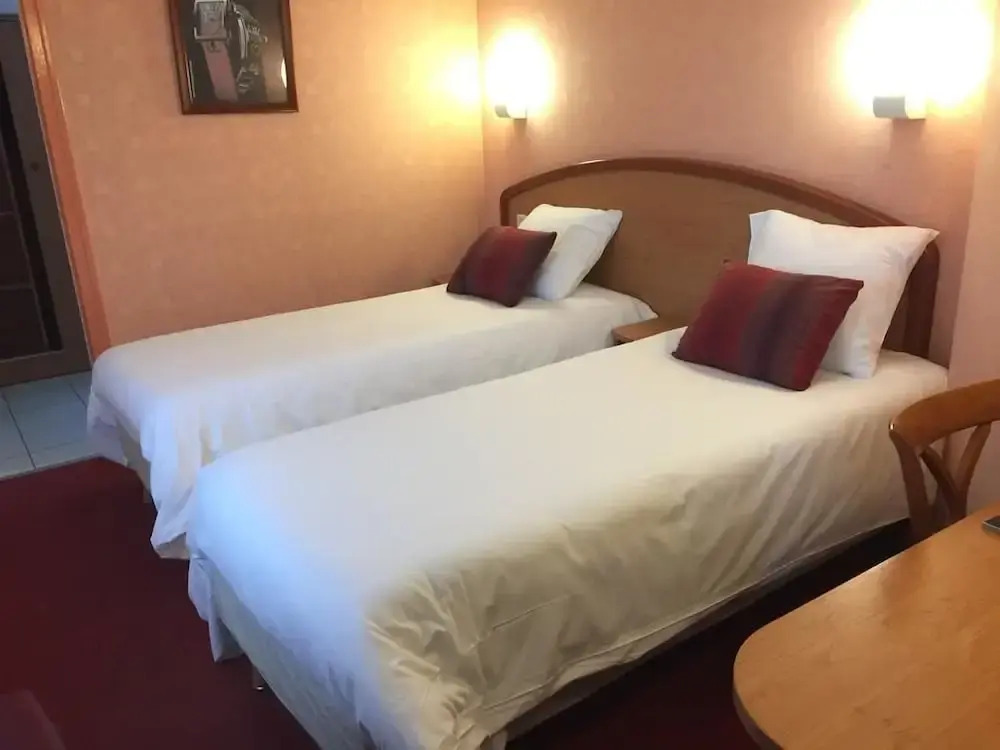 Hotel Kyriad BESANCON - Palente