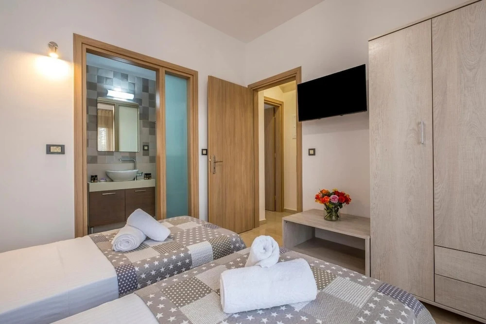 Park View and near the Sea Villa with Private Pool 1