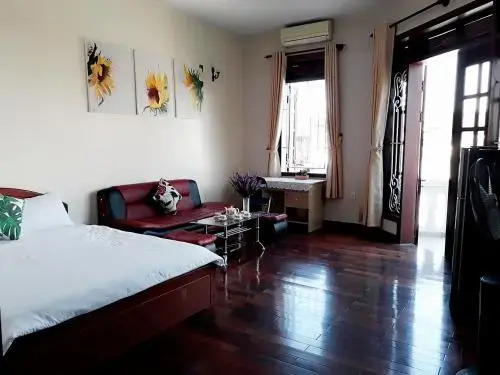 Love Homestay- Room 3