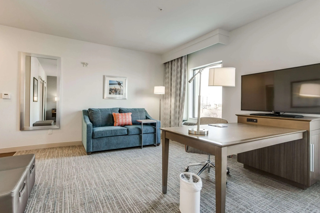 Hampton Inn & Suites Dallas-Central Expy/North Park Area