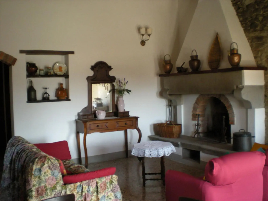 Affordable holiday home with private pool near Cortona-Casa Cortona