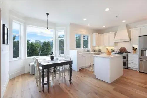 Lincoln River Mt View 4Br 3.5Ba