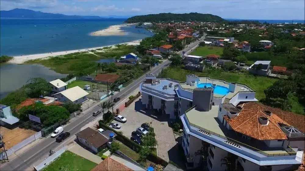 Apê em Ponta das Canas - 40m do mar