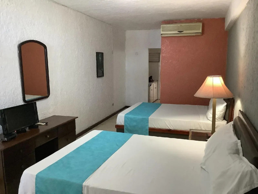 Cariblue Hotel & Scuba Resort