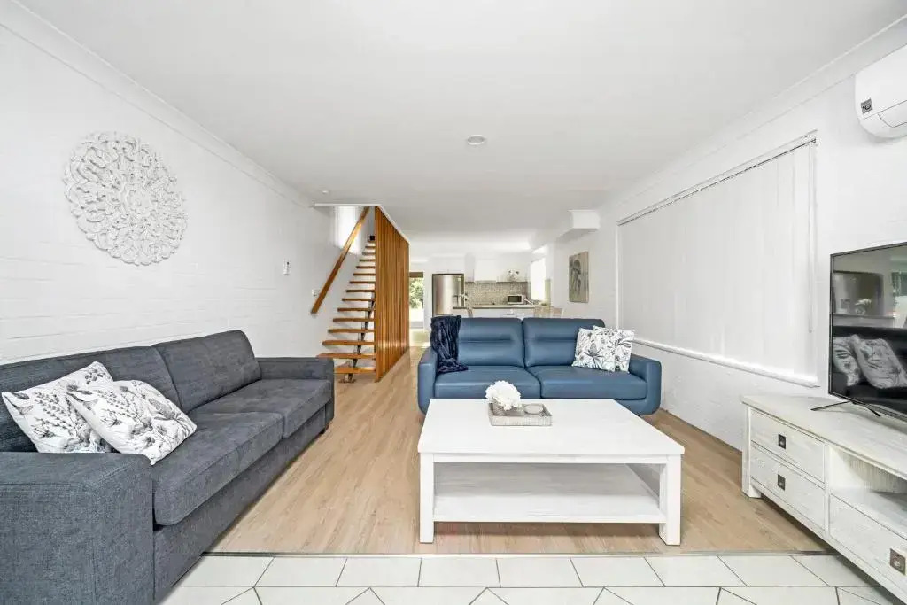 Husky 56 Beachfront Villas - great location on the beach