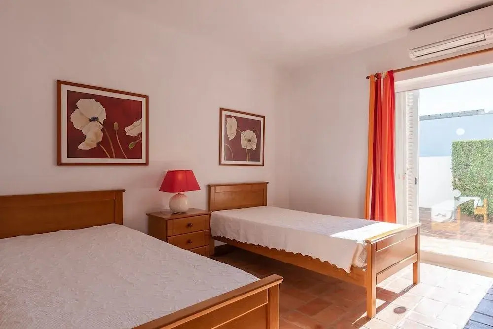 2 Bedroom Luxury Home With Pool in Patroves