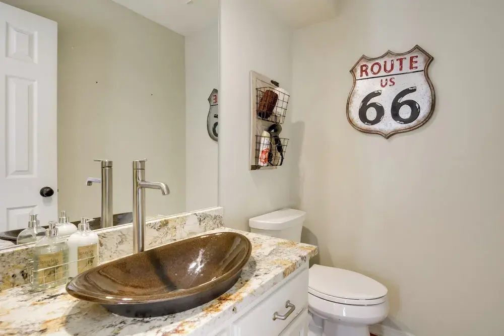Luxe Home w/ Private Pool & Game Room in Vinita