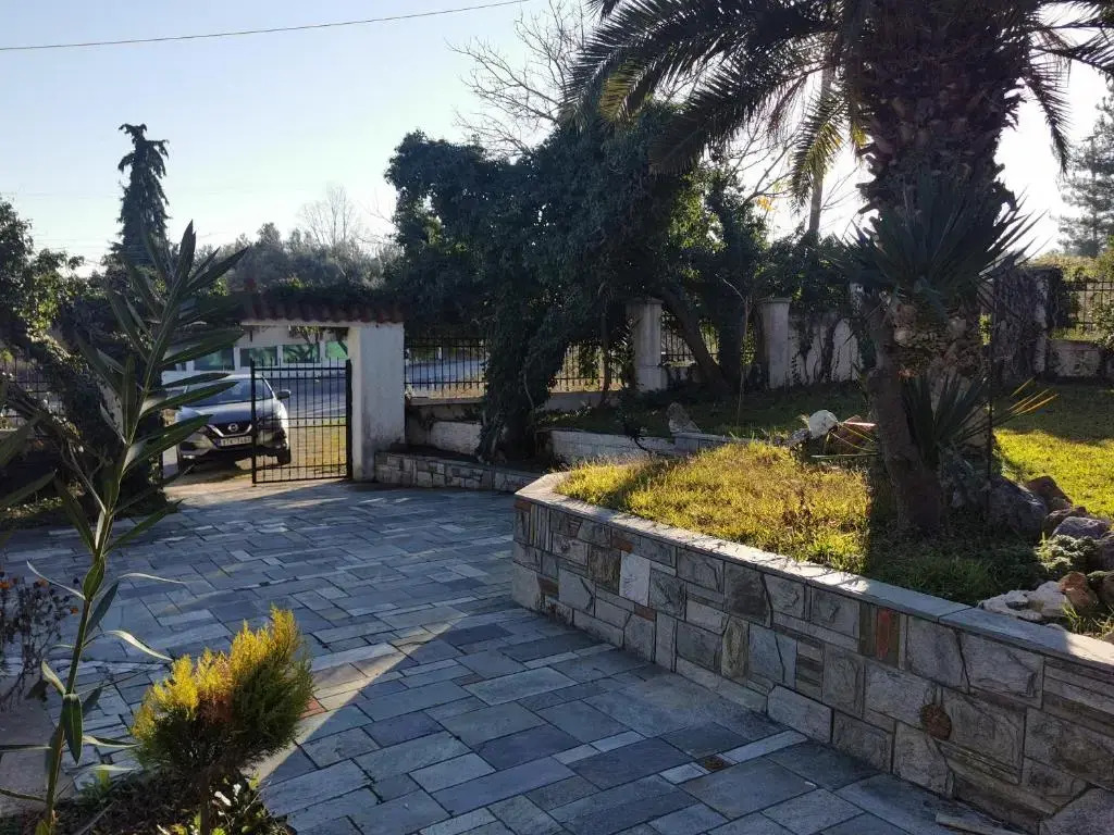 160 s.m unique luxury house