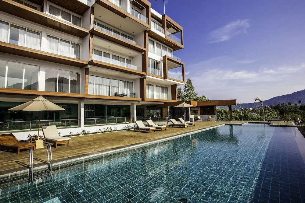 Q Kata Residence