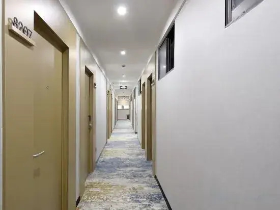 Yiyi Chain Hotel (Kunshan High-speed Railway South Station Wuyue Plaza Branch)