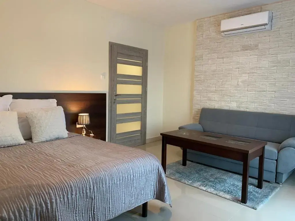 Aparthotel Koroni Home