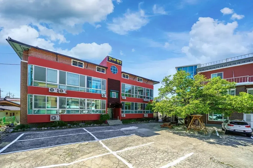 Goseong Gamnamu Pension