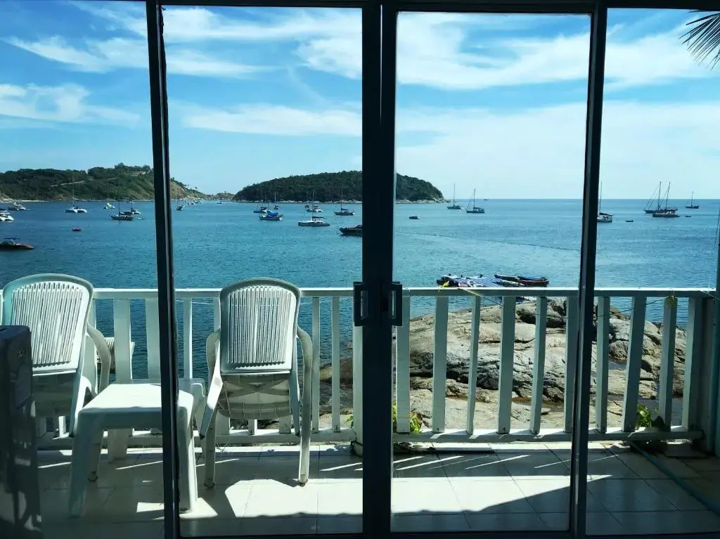 Naiharn On The Rock Resort Phuket
