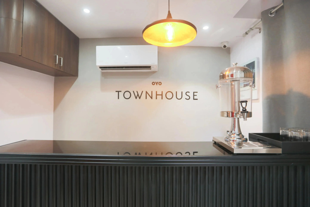 Townhouse Suncitel Near Kolkata Airport