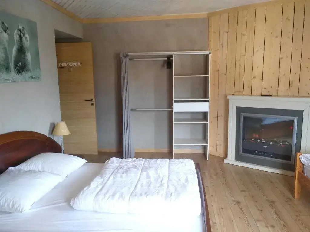 Apartment With 4 Bedrooms in Gérardmer, With Wonderful Lake View and W