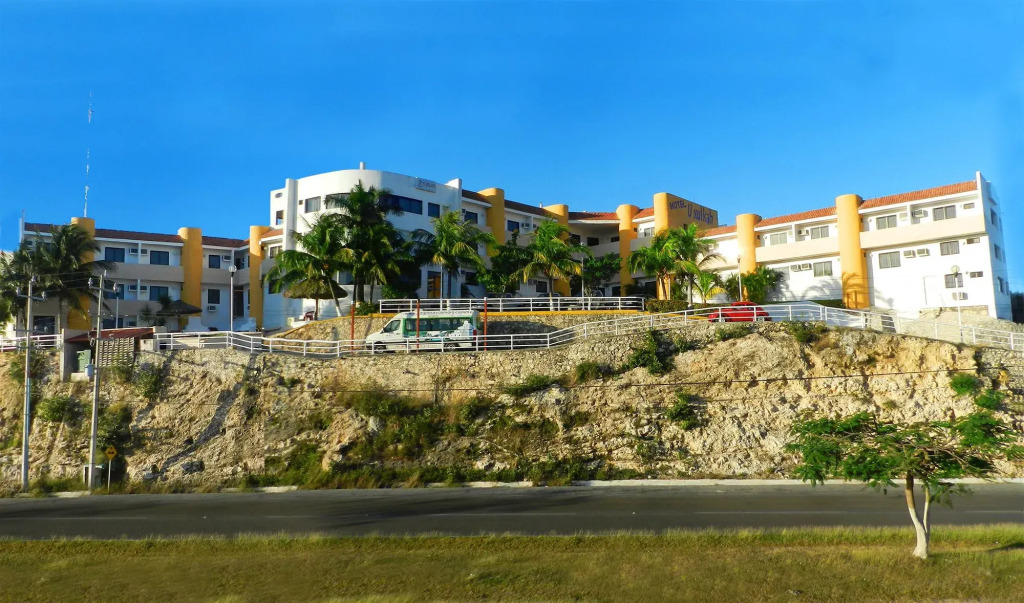 Hotel Uxulkah