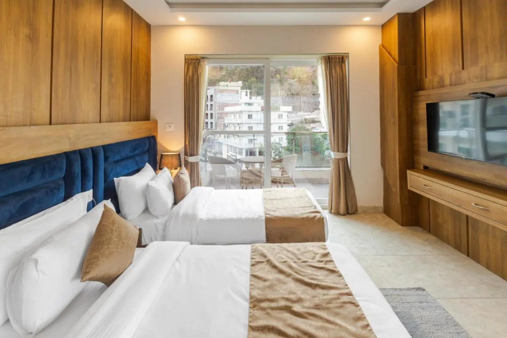 Stone Wood Hotel, Rishikesh