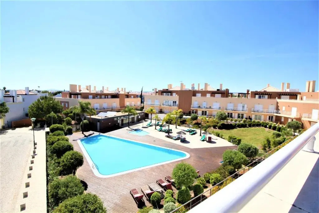 Cabanas Gardens - 2Bed Penthouse Pool View - WPCG 52