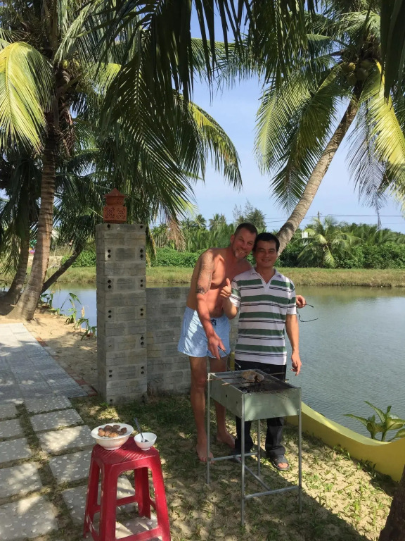 Lakeview Villa Homestay