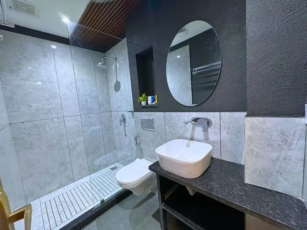 Lime Tree Hotel Sector 51 Gurgaon