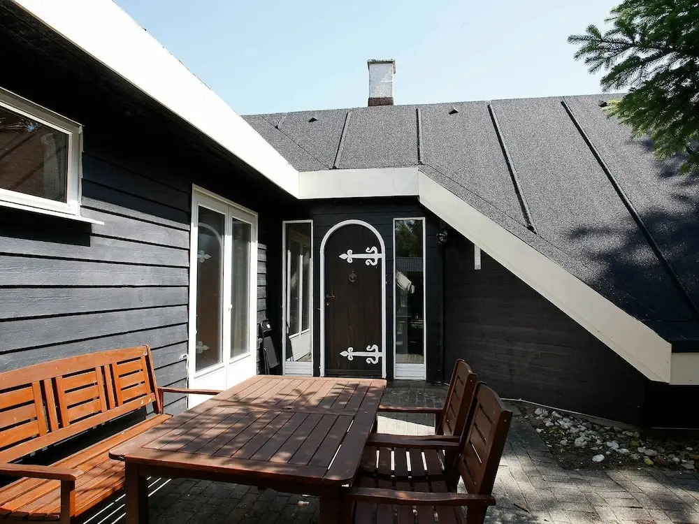Modern Holiday Home With Indoor Whirlpool at Hals Jutland