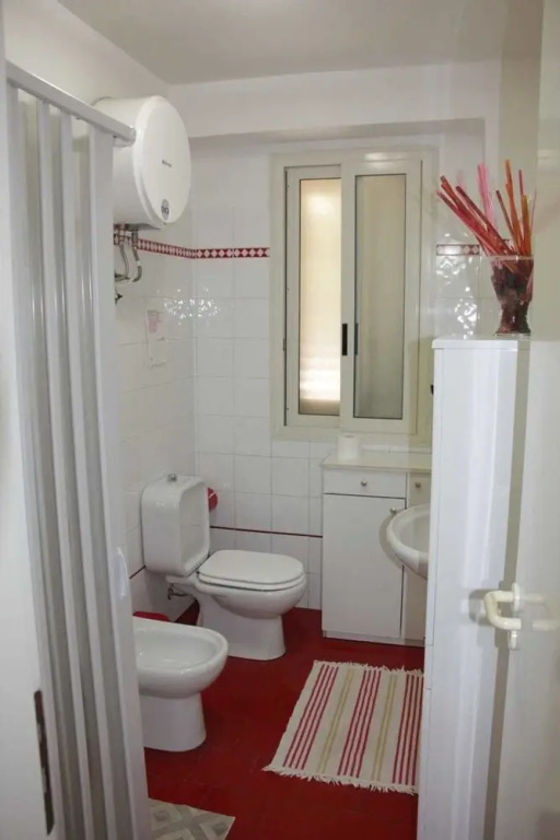 Casa la conchiglia sulla spiaggia