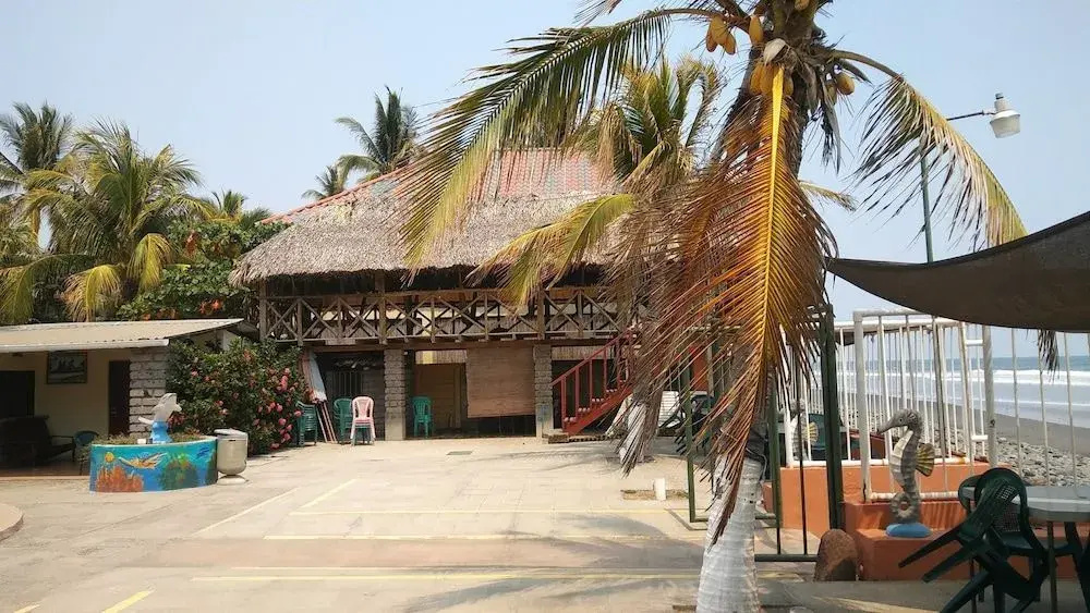 Punta Roca Surf Resort