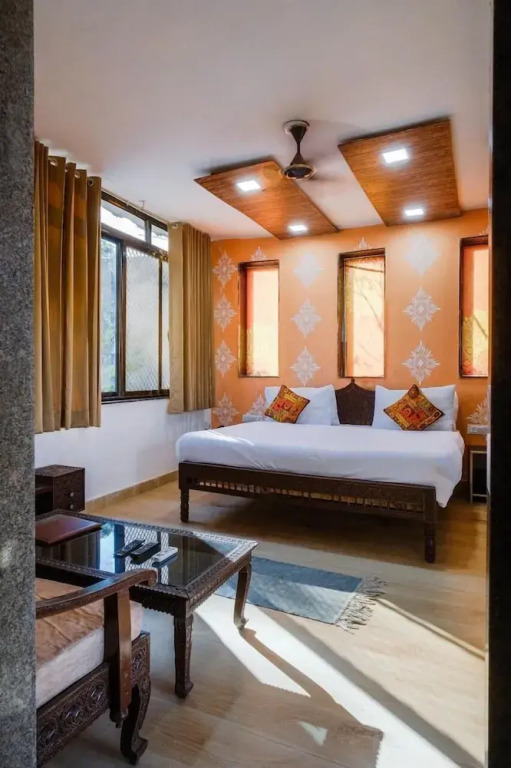 Rudrakshi Inn