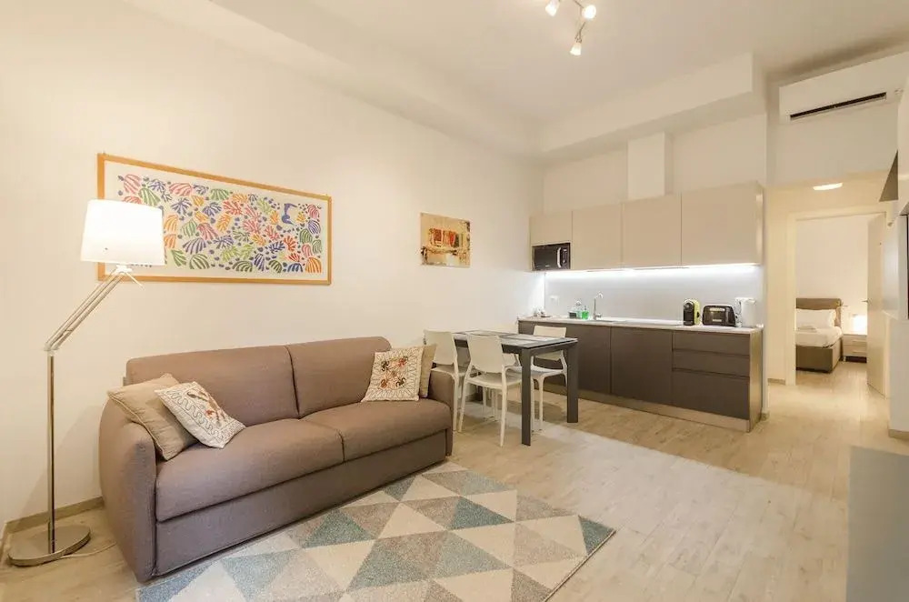 Colonna Home