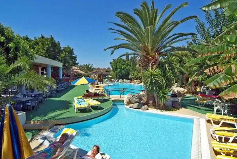 Palm Beach Hotel
