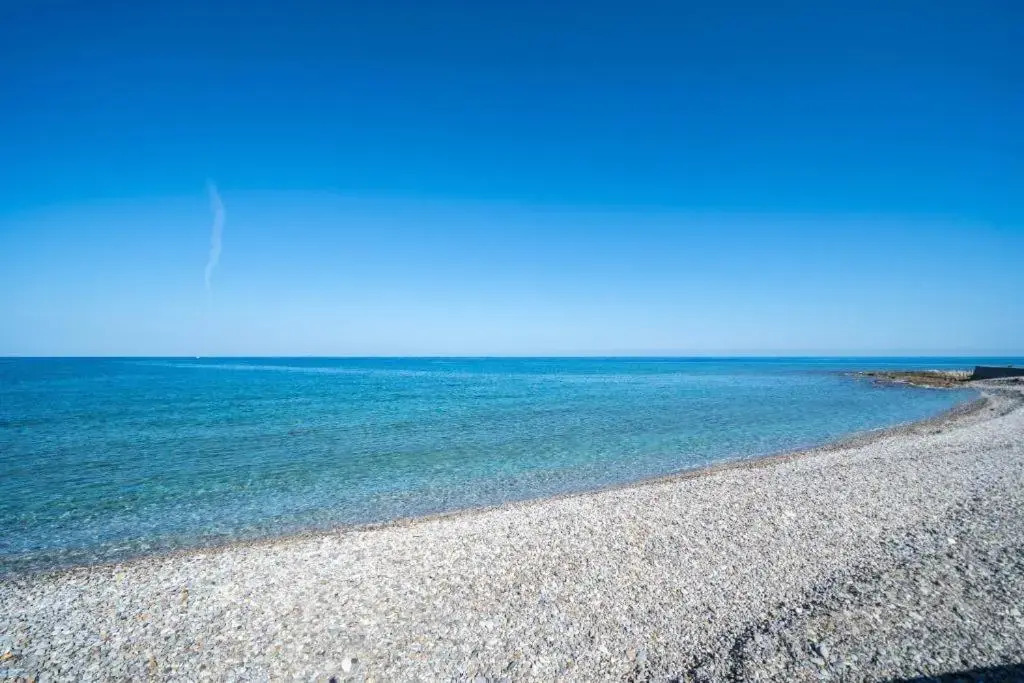 TerraZeus - Stone House Beachfront 1