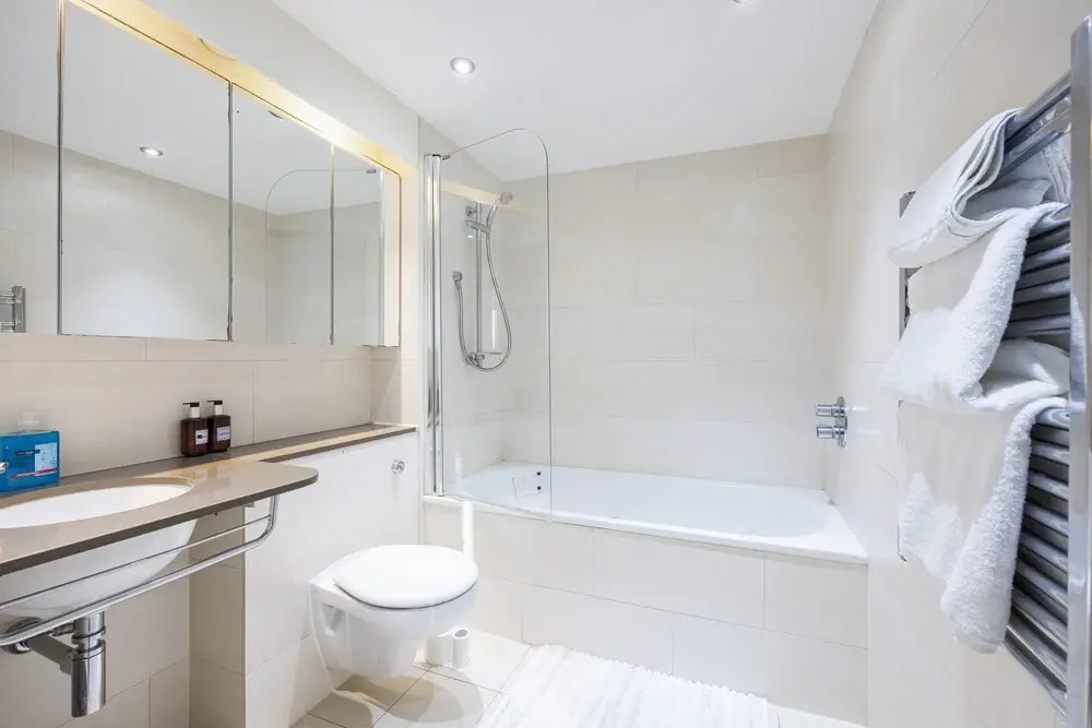 Daimee's Place 2 Bed and 2 Bath Property