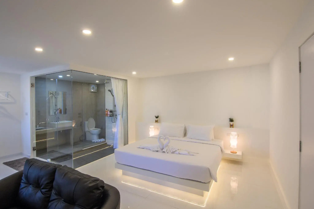 The White Hotel By Charoensri (SHA Extra Plus)