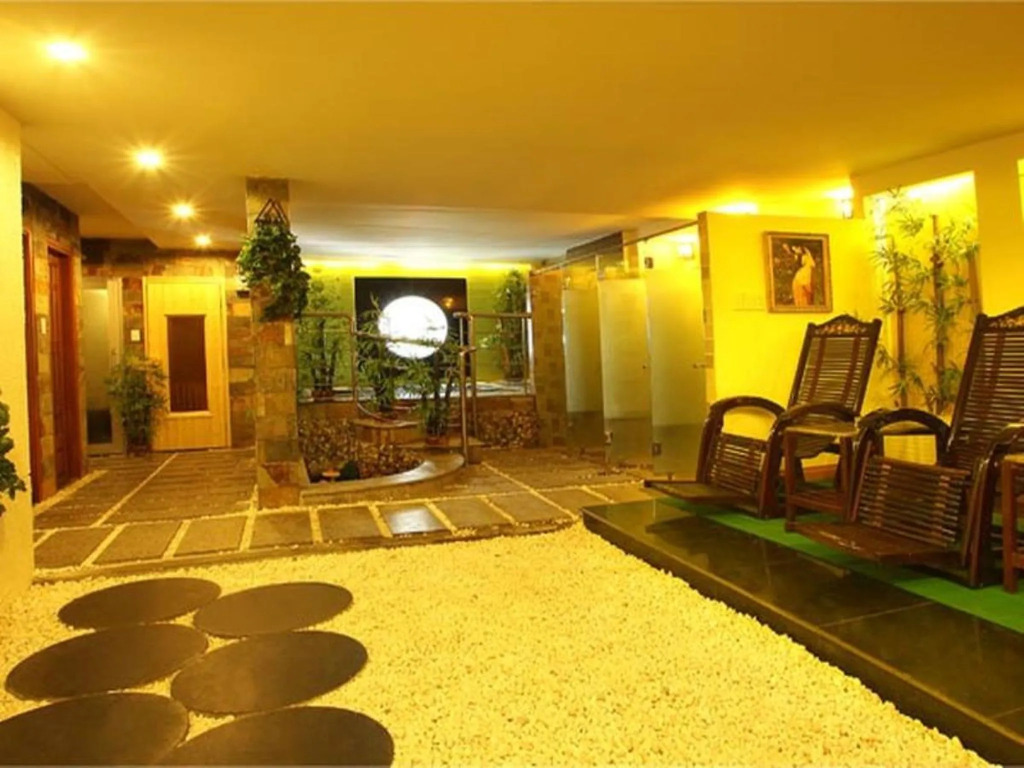 Ngọc Lan Hotel