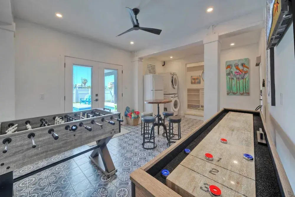 Boujee Pelican by Avantstay Pool+game Room+views