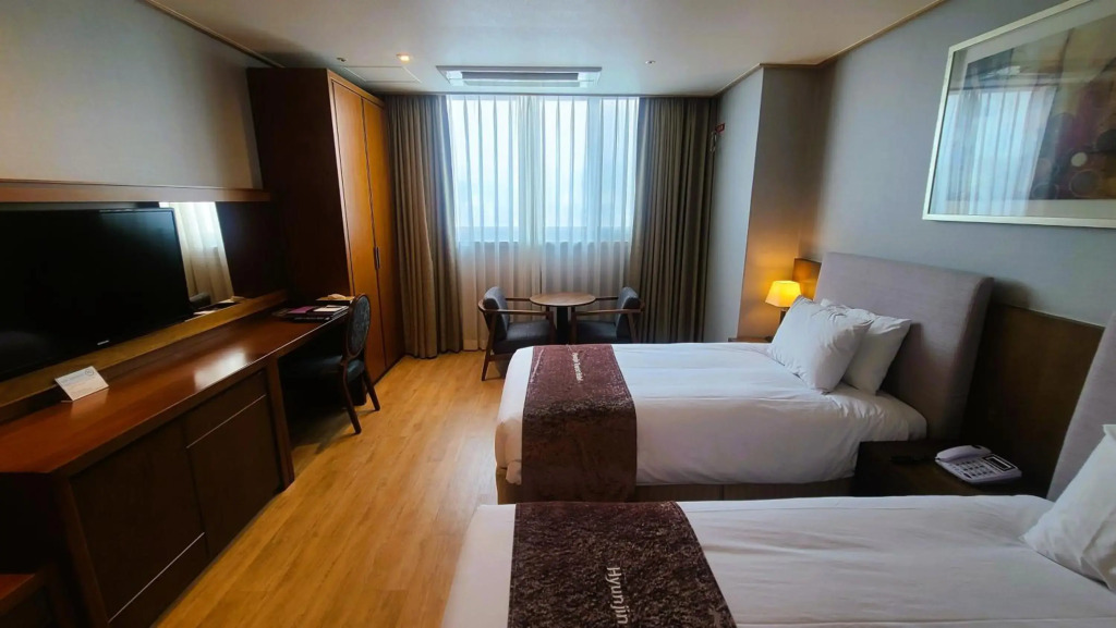 Hyunjin Tourist Hotel