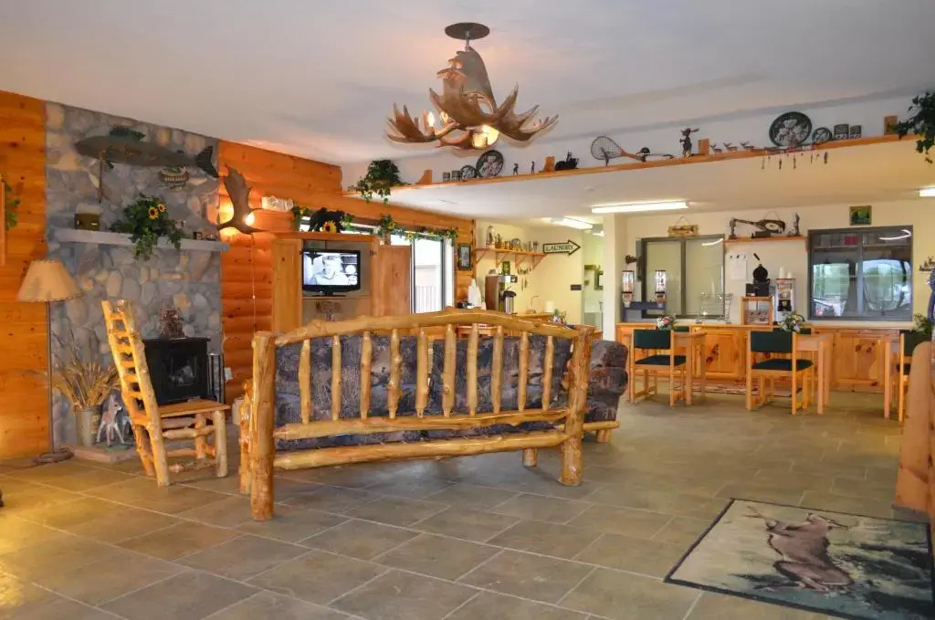 Booneslick Lodge - Neosho