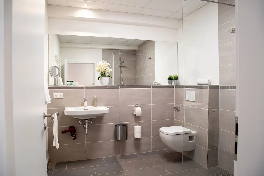 Bistro Hotel & Boarding House Seven Days Kirchheim