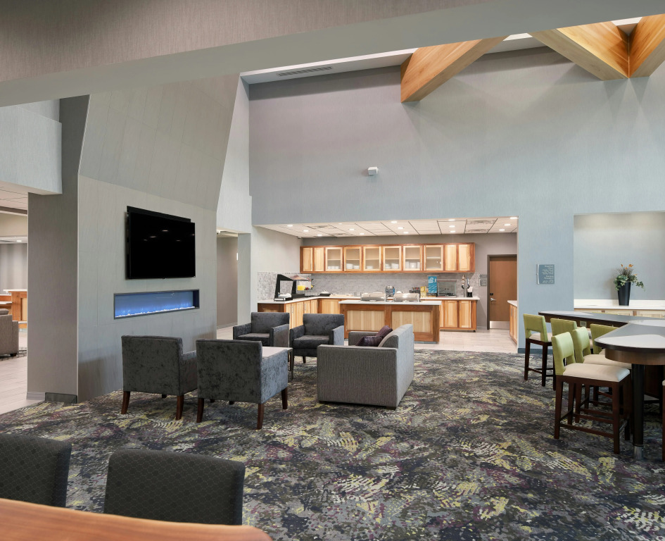 Homewood Suites By Hilton Topeka